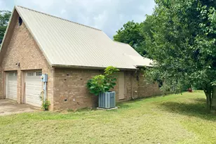 409 Cr 3060, Mt Pleasant, TX 75455 - Photo 16