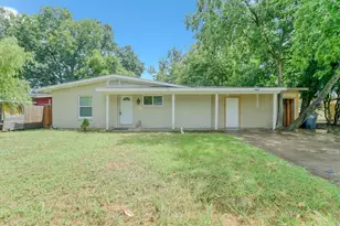 2108 Skylark Dr, Arlington, TX 76010 - Photo 1