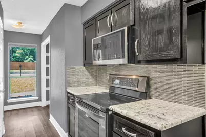 4904 Brookhollow Drive, Sachse, TX 75048 - Photo 10