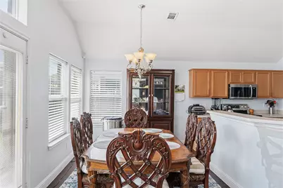 1640 Nashwood Drive, Grand Prairie, TX 75051 - Photo 10