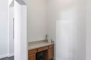 1640 Nashwood Dr, Grand Prairie, TX 75051 - Photo 14