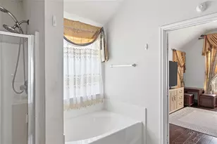 1640 Nashwood Dr, Grand Prairie, TX 75051 - Photo 22
