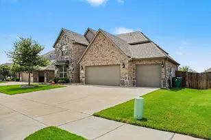 252 Lillian Ln, Waxahachie, TX 75165 - Photo 4