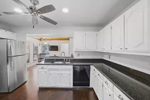 1214 Fawn Ridge Dr, Duncanville, TX 75137 - Photo 10