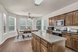 2205 Country Brook Dr, Weatherford, TX 76087 - Photo 10