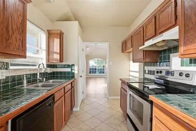 5418 Cypress Drive, Rowlett, TX 75089 - Photo 6