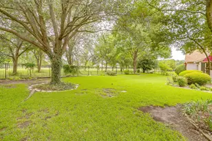 3736 Ben Creek Ct, Fort Worth, TX 76008 - Photo 32