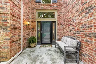 518 Blair Meadow Dr, Grapevine, TX 76051 - Photo 2