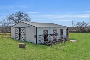 7004 Ledbetter Rd, Arlington, TX 76001 - Photo 38