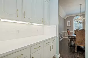2401 Brown Bear Way, Euless, TX 76039 - Photo 12