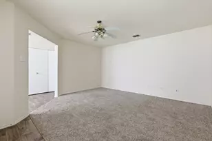 10716 Wild Oak Dr, Fort Worth, TX 76140 - Photo 6