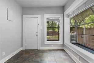 1921 Ben Hall Ct, Fort Worth, TX 76110 - Photo 22