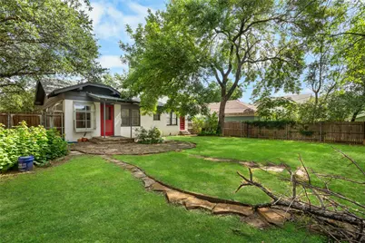 1921 Ben Hall Court, Fort Worth, TX 76110 - Photo 24