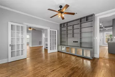 1921 Ben Hall Court, Fort Worth, TX 76110 - Photo 16