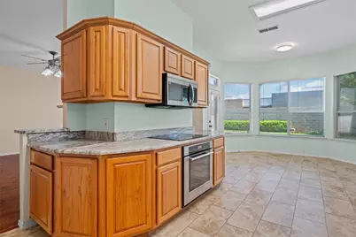 716 Coal Creek Drive, Mansfield, TX 76063 - Photo 12