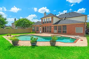 716 Coal Creek Dr, Mansfield, TX 76063 - Photo 2