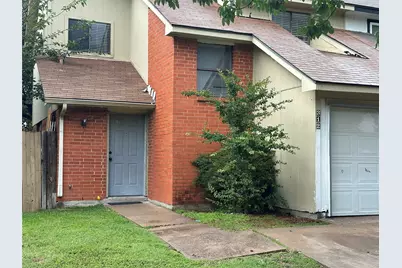 312 Victoria, Grand Prairie, TX 75052 - Photo 1