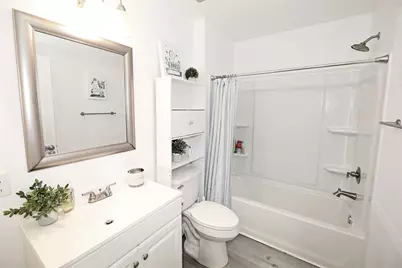 212 E Clay Street, Bowie, TX 76230 - Photo 6