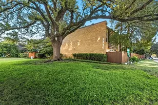 2702 Douglas Ave, Dallas, TX 75219 - Photo 2
