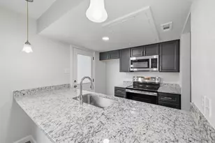 2702 Douglas Ave, Dallas, TX 75219 - Photo 16