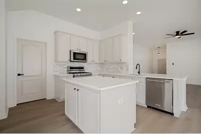 1128 Cotton Exchange Drive, Savannah, TX 76227 - Photo 8
