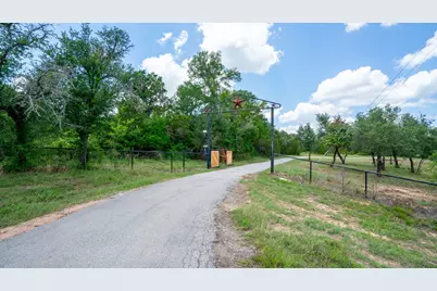 8424 Paluxy, Tolar, TX 76476 - Photo 10