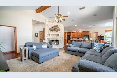 8424 Paluxy, Tolar, TX 76476 - Photo 14