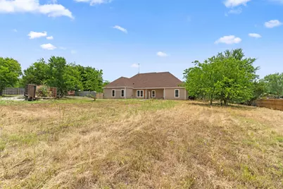 1754 Riverview Drive, Cleburne, TX 76033 - Photo 36