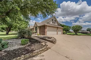 1049 Van Zandt Ct, Haslet, TX 76052 - Photo 6