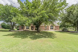 1049 Van Zandt Ct, Haslet, TX 76052 - Photo 4