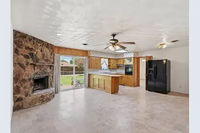 532 Lindenwood Drive, Lancaster, TX 75134 - Photo 4