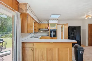 532 Lindenwood Dr, Lancaster, TX 75134 - Photo 6