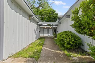 6315 Walraven Cir, Fort Worth, TX 76133 - Photo 2