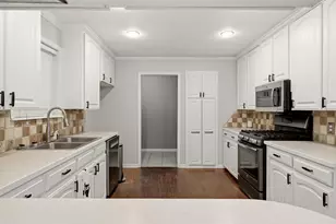 3217 Libbie St, Tyler, TX 75707 - Photo 8