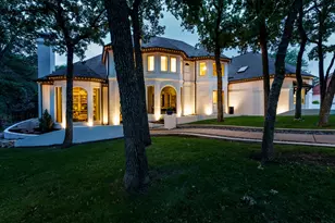 3812 Hidden Trail, Flower Mound, TX 75022 - Photo 2