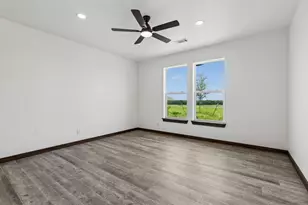 835 Clb Lk Rd, Whitesboro, TX 76273 - Photo 14