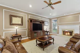 4625 Hillside Dr, North Richland Hills, TX 76180 - Photo 10