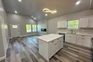 2307 McDougal St, Greenville, TX 75401 - Photo 6