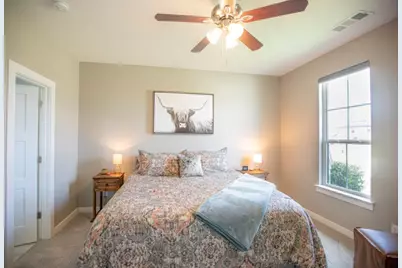 176 Lakeview Circle, Pilot Point, TX 76258 - Photo 24