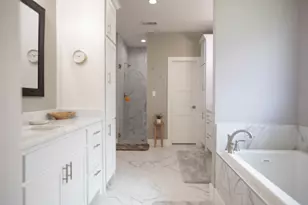 176 Lakeview Cir, Pilot Point, TX 76258 - Photo 16