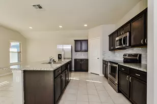 1218 Meadow Creek Dr, Princeton, TX 75407 - Photo 6