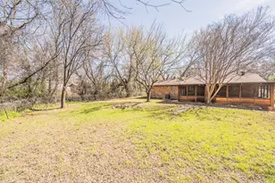 302 W Hale Ave, Decatur, TX 76234 - Photo 30