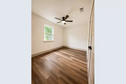3909 Ambassador Way, Balch Springs, TX 75180 - Photo 8
