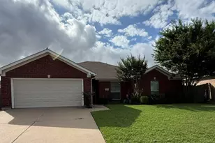 8513 Orlando Springs Dr, Fort Worth, TX 76123 - Photo 2