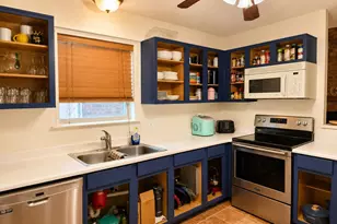 88 Morrow Dr, Bedford, TX 76021 - Photo 6