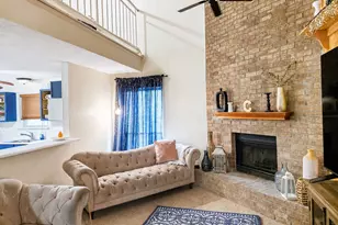 88 Morrow Dr, Bedford, TX 76021 - Photo 2