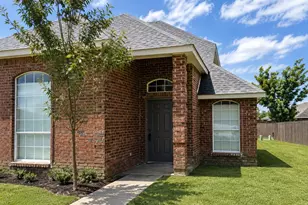 432 Chestnut Ln, DeSoto, TX 75115 - Photo 4