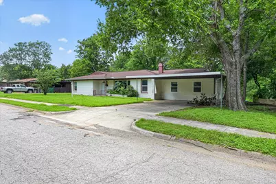 2833 Scruggs Park Drive, Richland Hills, TX 76118 - Photo 2