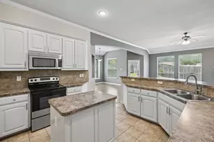 425 Corriente Trail, Azle, TX 76020 - Photo 10