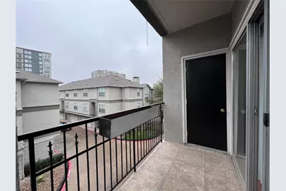 2201 Wolf Street #2205, Dallas, TX 75201 - Photo 26